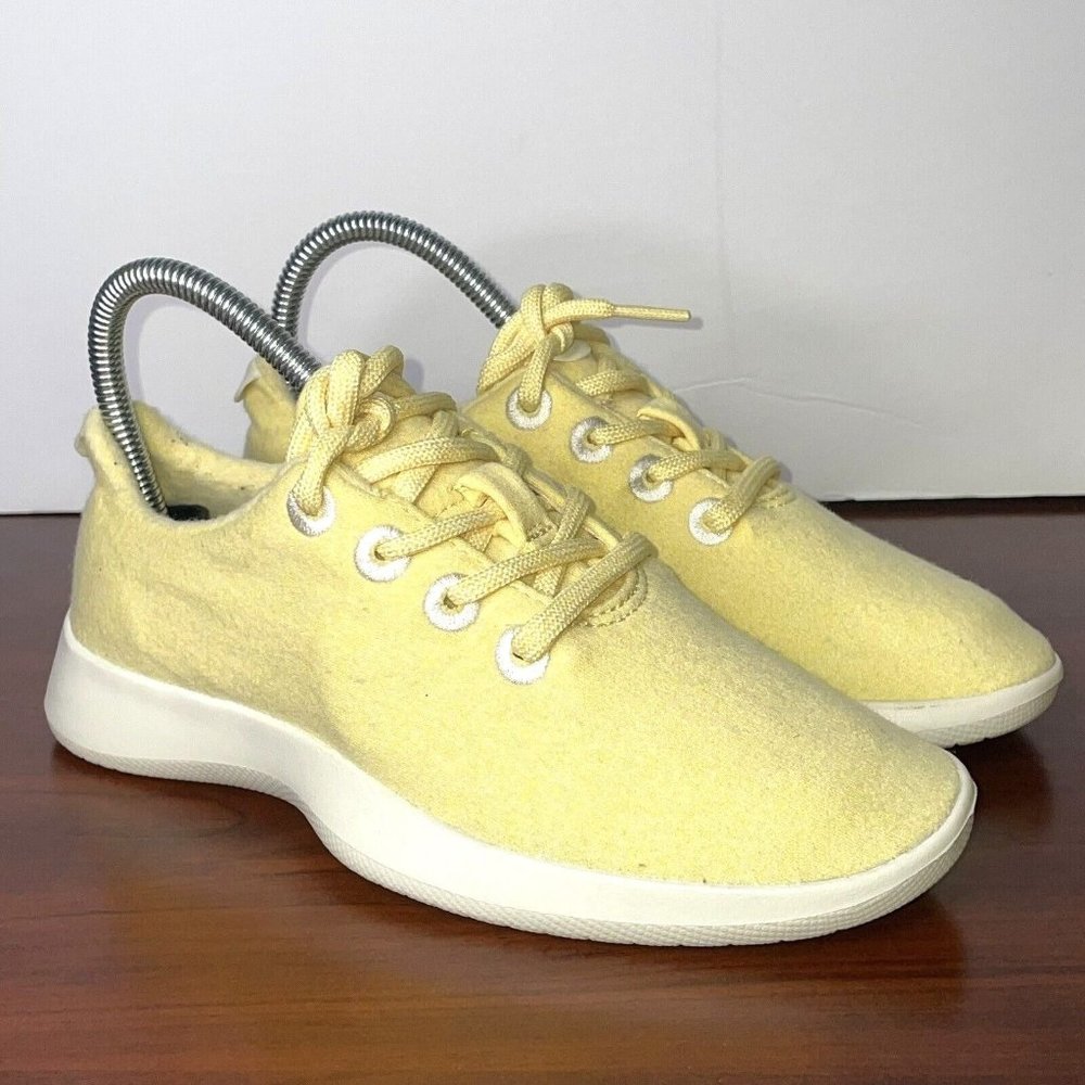Allbirds The Wool Runners Casual Yellow Lace Up Sneakers Size Women's 6
